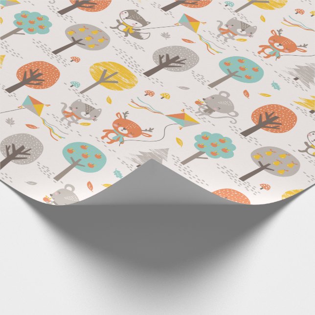 Cute Fall Forest animals with kites and trees Geschenkpapier (Ecke)