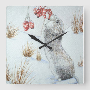 Cute field mouse snow scene wildlife quadratische wanduhr
