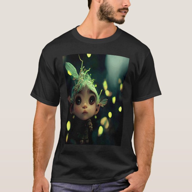 Cute Forest Fairy Elf in a Green Bioluminescent Fo T-Shirt (Vorderseite)