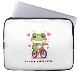 Cute Frog Riding Bicycle | Funny Frog Lover Gift Laptopschutzhülle