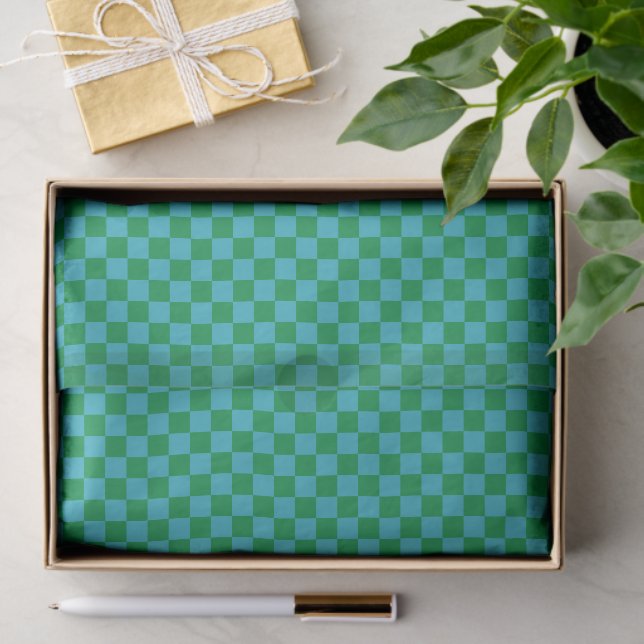 Cute Fun Modern Checkerboard Blue Green Geometric Seidenpapier (Geschenk)