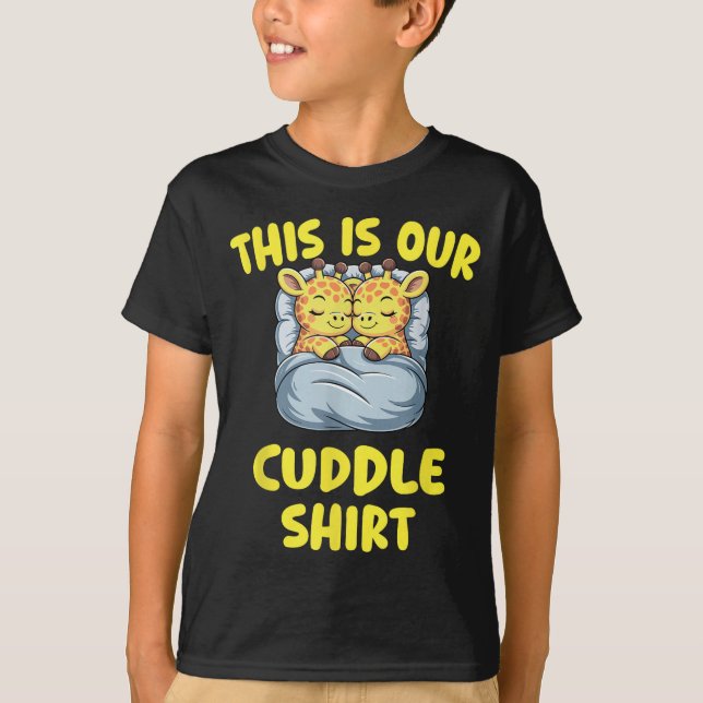 Cute Giraffe Couple This Is Our Cuddle  T-Shirt (Vorderseite)