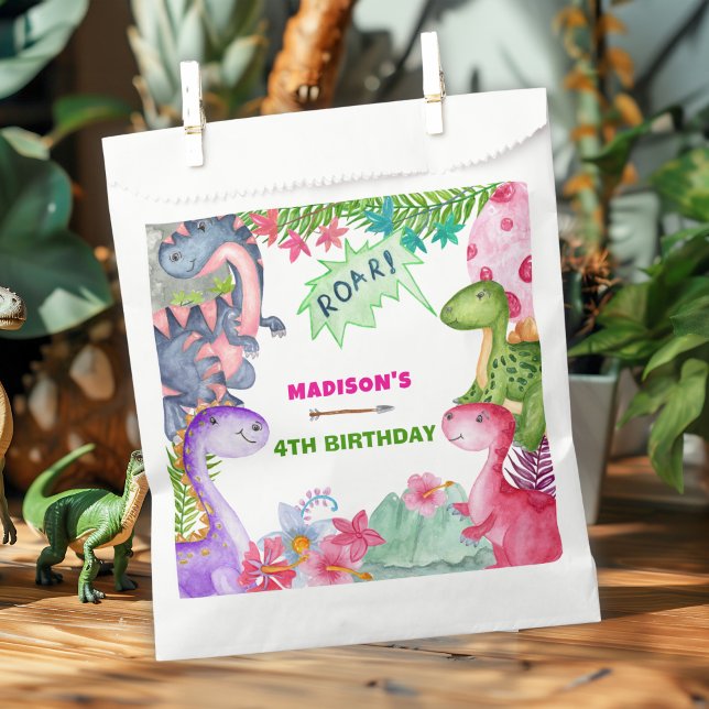 Cute Girl Dinosaur 4th Birthday Party Geschenktütchen (Von Creator hochgeladen)