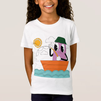 Cute Girl Sailor Adventure – Fun Summer Boat & Fis T-Shirt