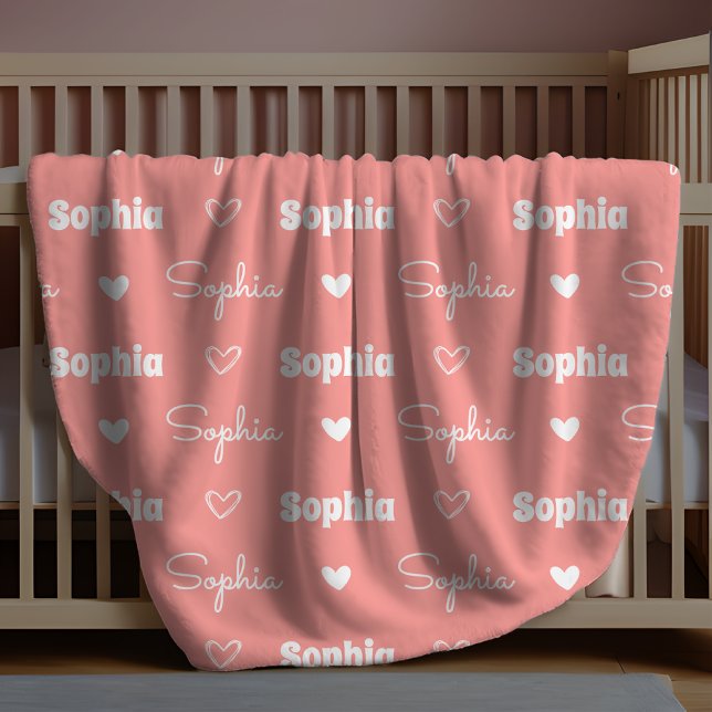 Cute girly rust pink repeating name monogram fleecedecke (Von Creator hochgeladen)