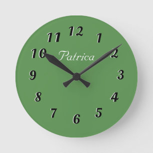 Cute Green and White Personalized Wall Clock Runde Wanduhr