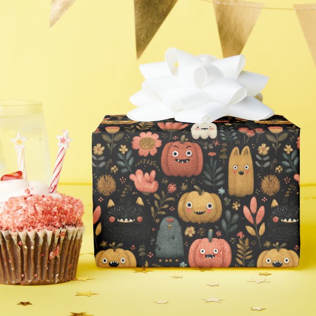 Cute Halloween Monsters and Pumpkins Pattern Geschenkpapier (Geburtstagsparty)