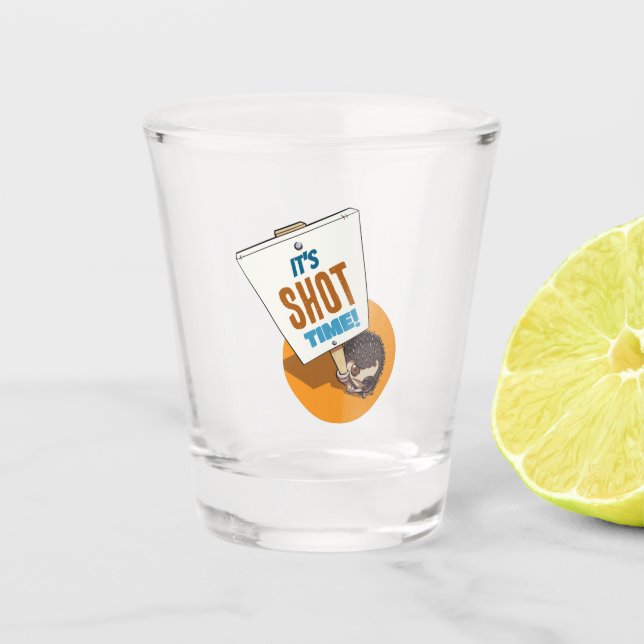Cute Hedgehog It's Shot Time! Picket Sign Cartoon Schnapsglas (Vorderseite)