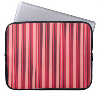 Cute hot pink stripes laptopschutzhülle