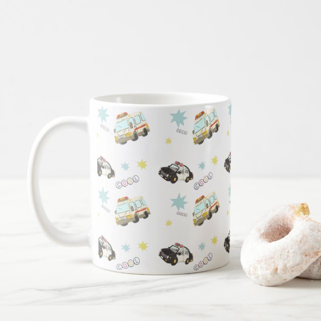 Cute Japanese Police & Ambulance - Soft Colors Kaffeetasse (Mit Donut)