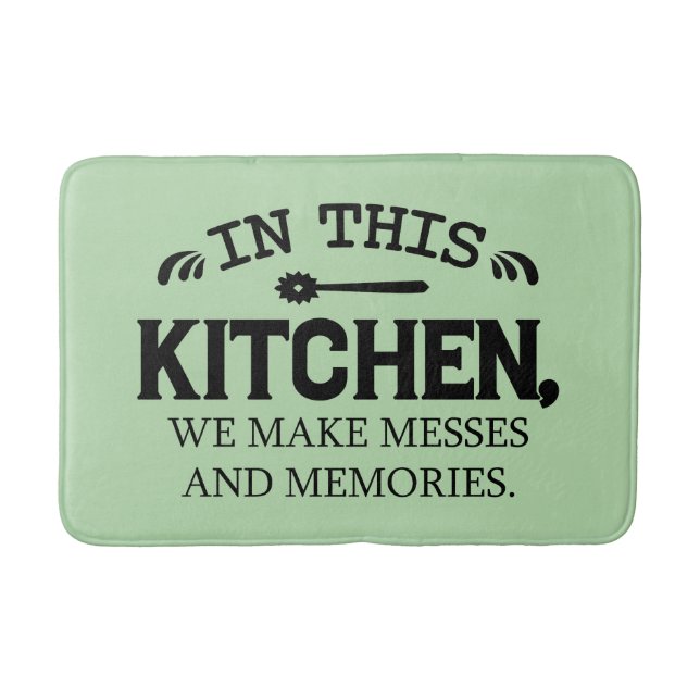 Cute kitchen messes memories  badematte (Vorderseite)