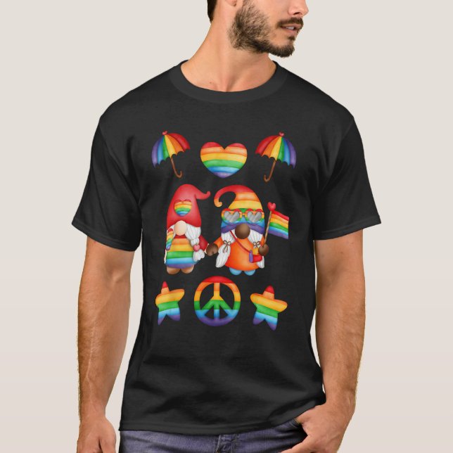 Cute Lesbian Couple Gnomes Pride Month Human Lesbi T-Shirt (Vorderseite)