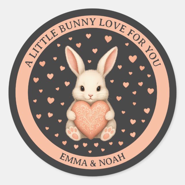 Cute Little Bunny Love with Heart on Dark Charcoal Runder Aufkleber (Vorderseite)