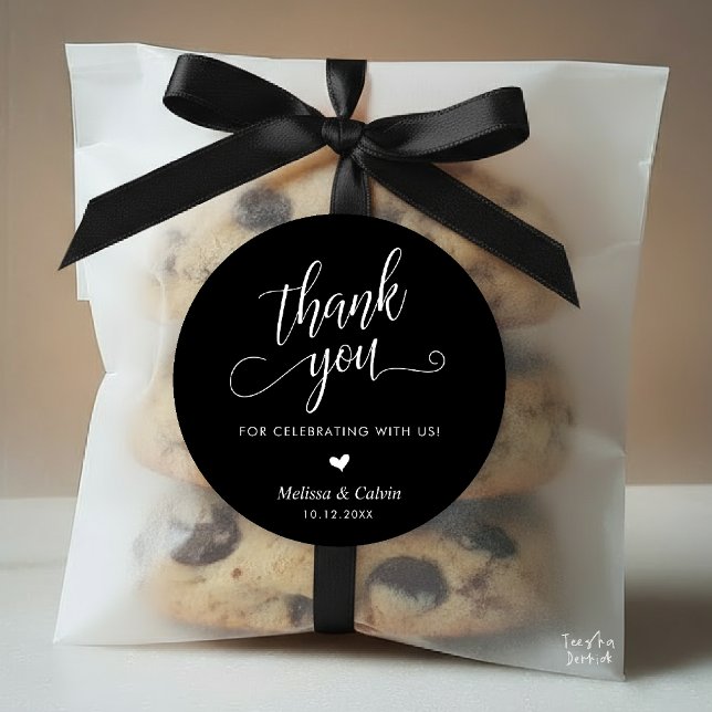 Cute Little Heart Modern Wedding Thank You Gifts Runder Aufkleber (Cute Little Heart Modern Classy Wedding Thank You Gifts Classic Round Sticker in Black White)