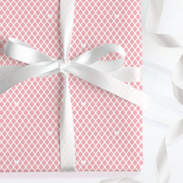 Cute Love Heart Lattice Mesh Pretty Pink Birthday Geschenkpapier (Von Creator hochgeladen)