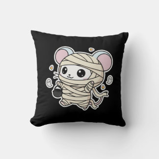 Cute lovely little mouse ready for Halloween  Kissen