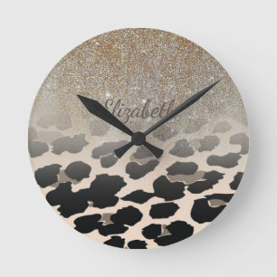 Cute Modern Flowers on Leopard Print-Personalized Runde Wanduhr