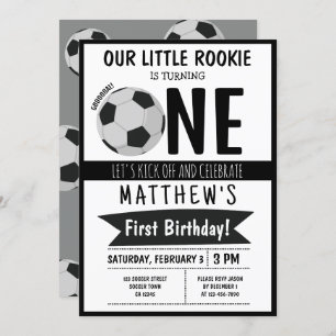 Cute Modern Soccer Ball Ribbon Kinder 1 Geburtstag Einladung
