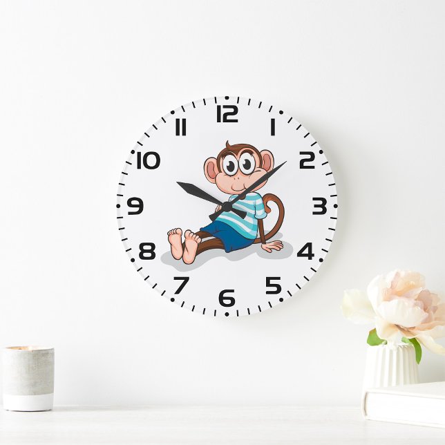 Cute Monkey in Blue Striped Shirt and Shorts Große Wanduhr (Von Creator hochgeladen)