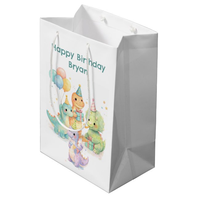 Cute Pastel Watercolor Dinosaurs Birthday Mittlere Geschenktüte (Rückseite Schrägansicht)