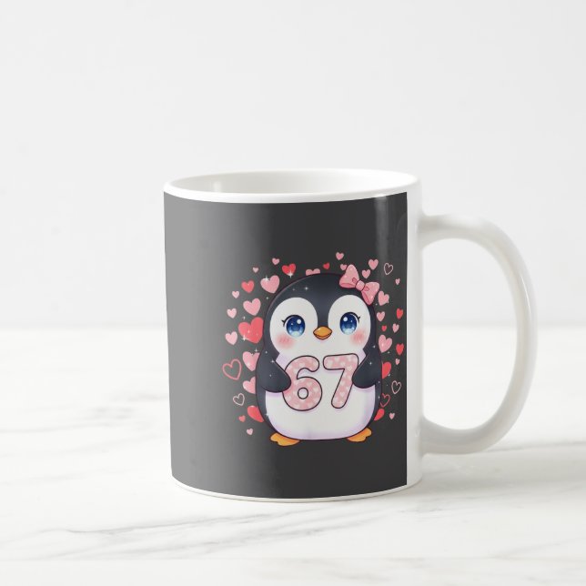 Cute Penguin 67 Six Seven Valentine Hearts 6 7 Mem Kaffeetasse (Rechts)
