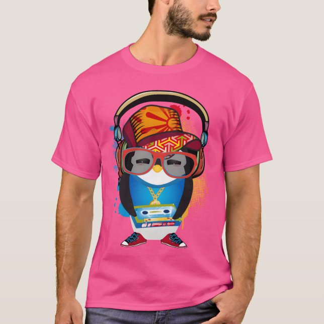 cute penguin as a hip hopper in a cool outfit frie T-Shirt (Vorderseite)