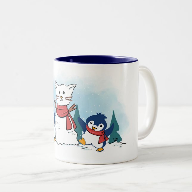 Cute Penguins building a Christmas Snowcat Zweifarbige Tasse (VorderseiteRechts)