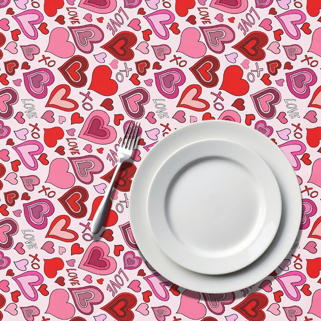 Cute Pink Red Hearts Blush Love Pattern Tischdecke (Von Creator hochgeladen)