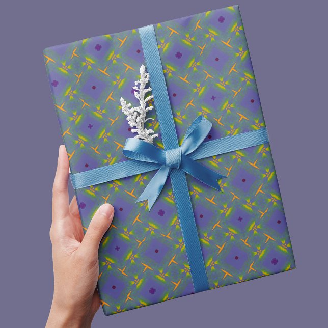 Cute Purple and Green Modern Gift for Mom Geschenkpapier (Von Creator hochgeladen)