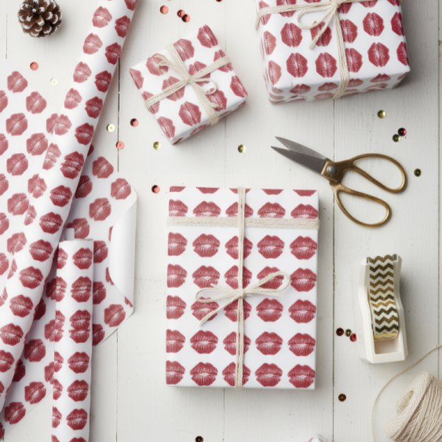 Cute Red Lips Pattern Christmas Gift Wrap Geschenkpapier (Von Creator hochgeladen)