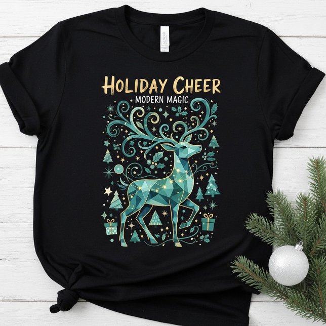 Cute Reindeer Modern Holiday,Christmas Family T-Shirt (Von Creator hochgeladen)
