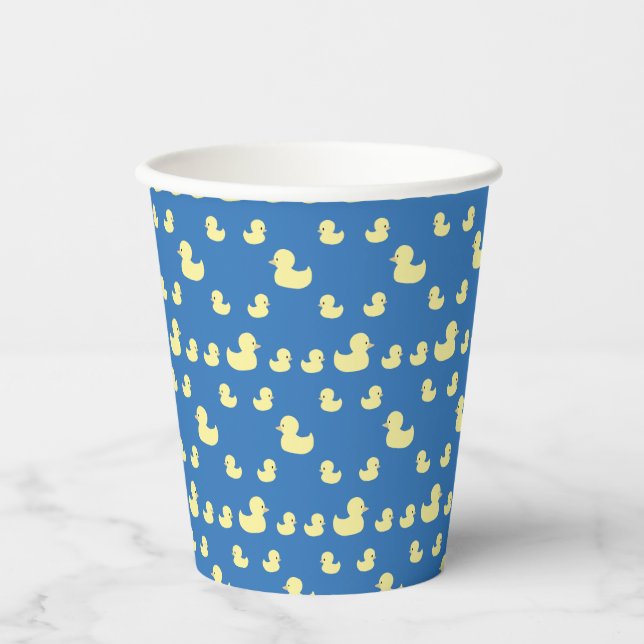 Cute Rubber Duck Modern Blue Baby Shower Pappbecher (Vorderseite)