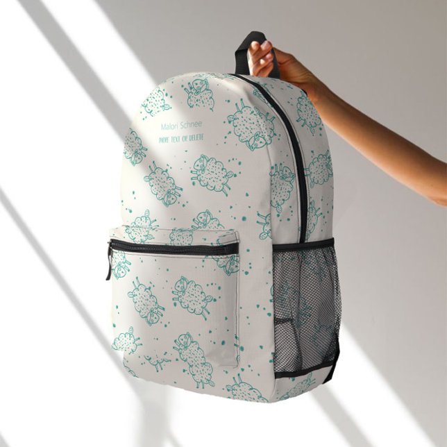 Cute Sheep – Whimsical Seamless Pattern Bedruckter Rucksack (Von Creator hochgeladen)