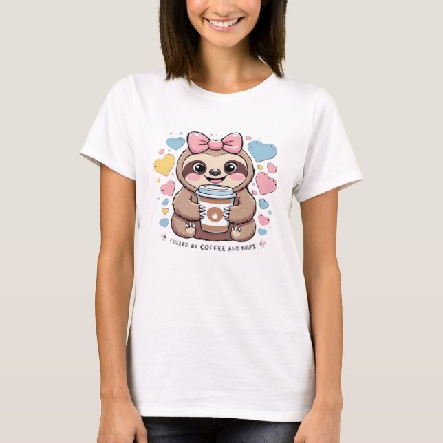 Cute Sloth Coffee Lover Shirt � Funny Fueled by Co (Vorderseite)