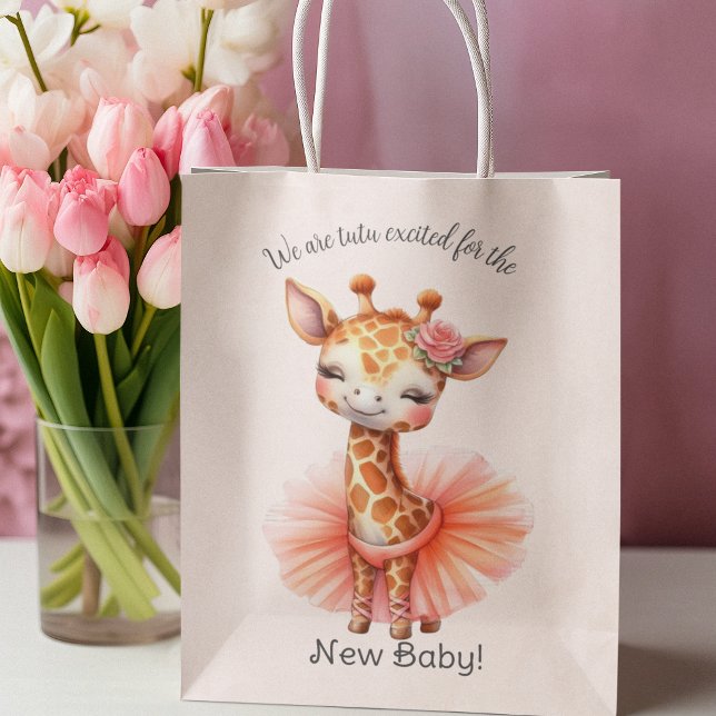 Cute Smiling Giraffe Ballerina Tutu New Baby Mittlere Geschenktüte (Von Creator hochgeladen)