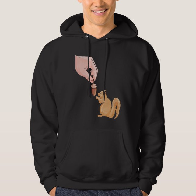 Cute Squirrel Feeding  Food Squirrel Cute Animal Hoodie (Vorderseite)
