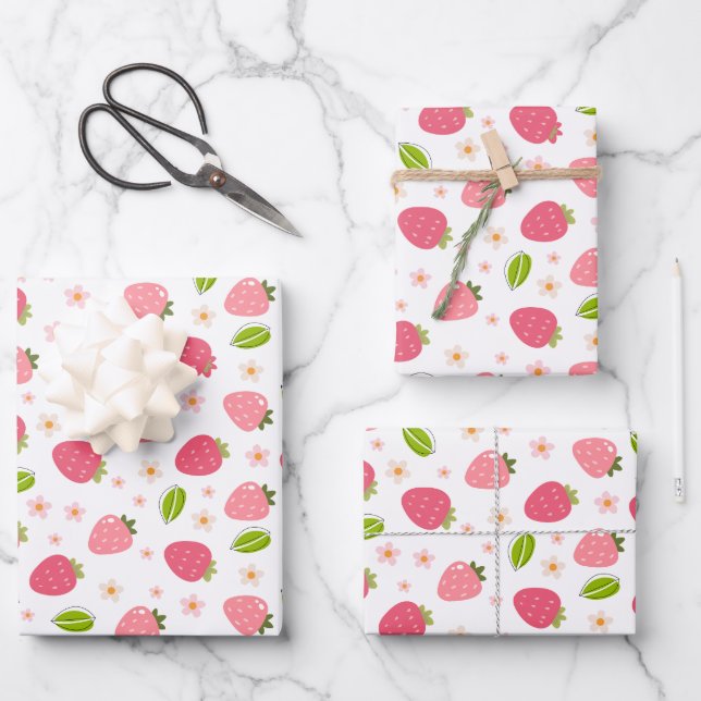 Cute Strawberry Pink Girls Birthday Geschenkpapier Set (Vorderseite)