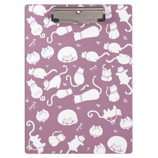 Cute White Cats Pattern on Mauve Background Klemmbrett (Vorderseite)