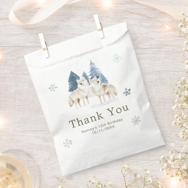 Cute Winter Arctic Wolf Birthday Party Geschenktütchen (Ausgeschnitten)
