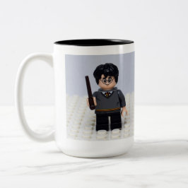 Cute Wizard Toy Figure Mug – Magic-Themed Coffee  Zweifarbige Tasse