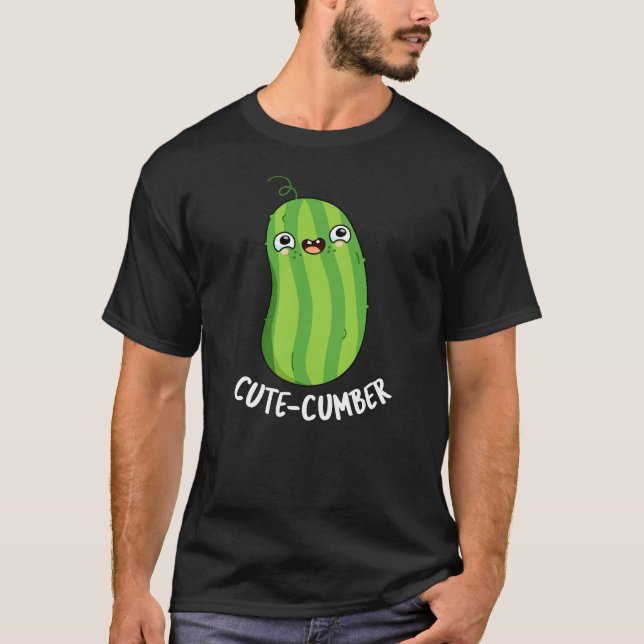 Cutecumber Funny Cucumber Pun Dark BG T-Shirt (Vorderseite)