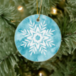 Cyan Watercolor Snowflake Keramik Ornament<br><div class="desc">Aus original Aquarellschneeflocke gedruckt.</div>