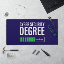 Cyber-Sicherheitsstudium wird geladen, Spezialist 