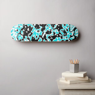 Cyber- und Black-Wirbel Skateboard