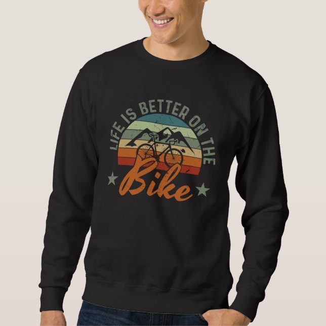 Cycling Bicycle Rider  On A Bike Sweatshirt (Vorderseite)