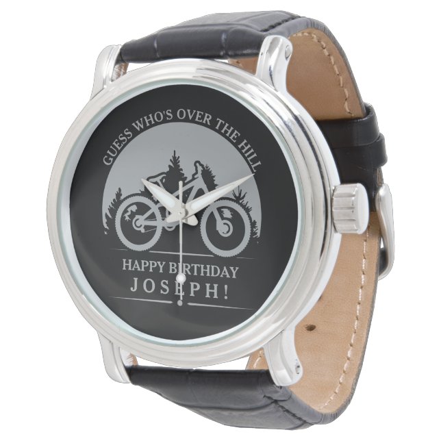 Cycling Cyclist Happy Birthday Personalized Armbanduhr (Schrägansicht)
