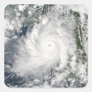 Cyclone Giri zieht über Burma Quadratischer Aufkleber