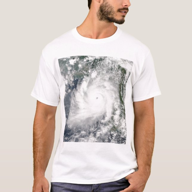 Cyclone Giri zieht über Burma T-Shirt (Vorderseite)