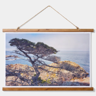 Cypress Tree by the Sea Wandteppich Mit Holzrahmen