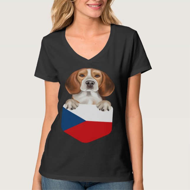 Czech Republic Flag Beagle Dog In Pocket T-Shirt (Vorderseite)